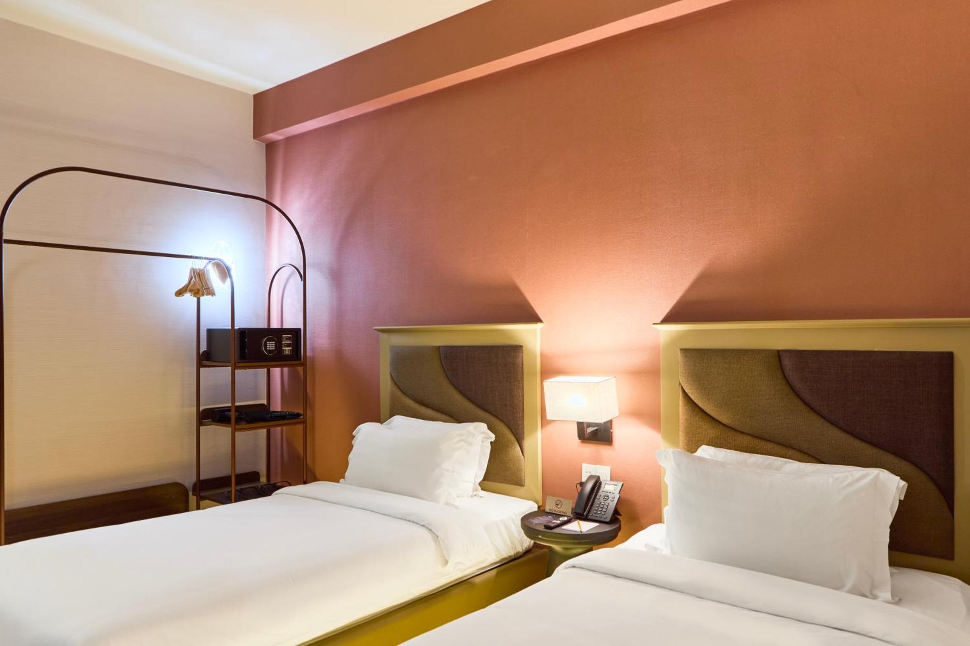 Kin Hotel Ly Tu Trong Хошимин Екстериор снимка