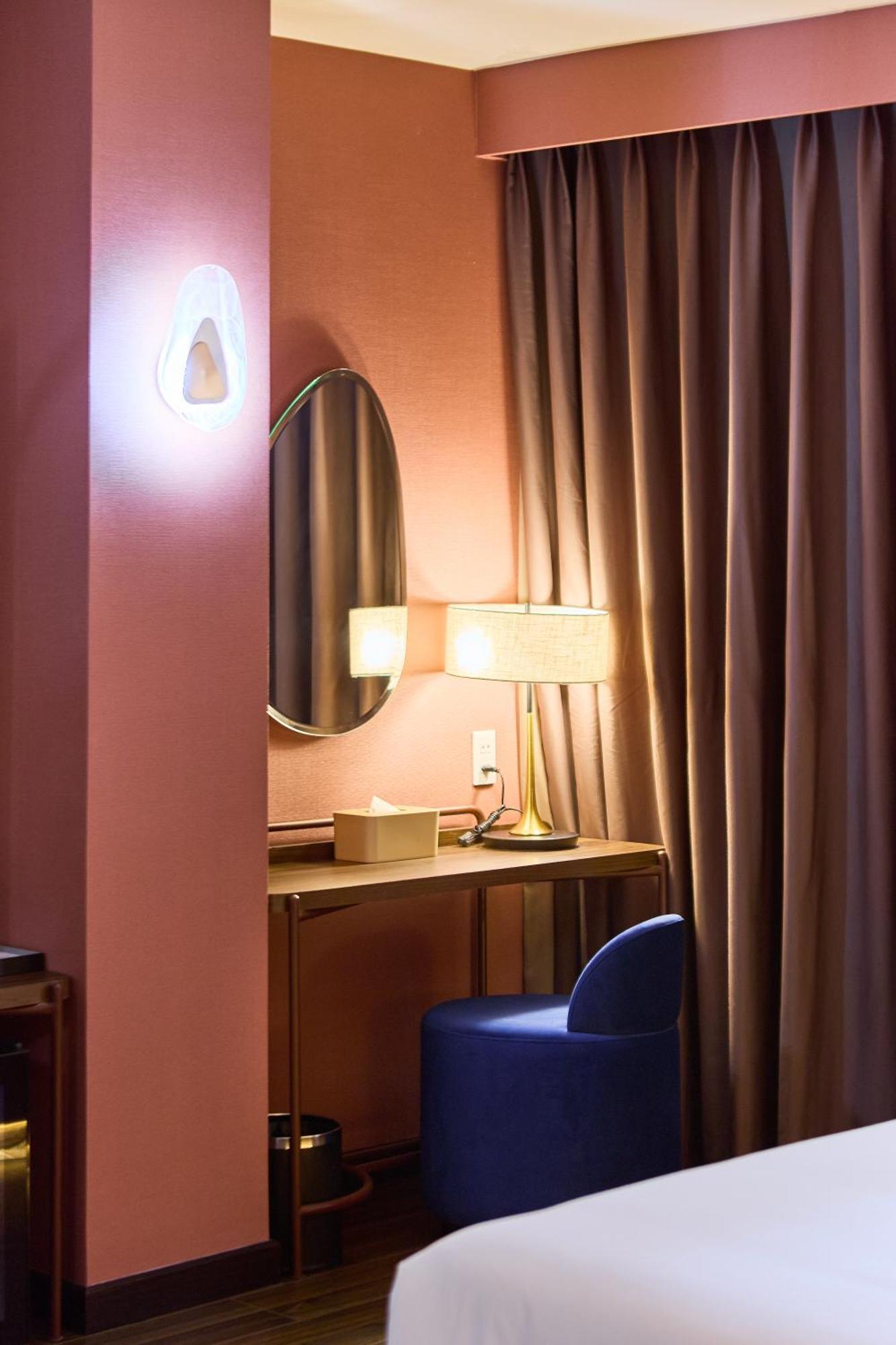 Kin Hotel Ly Tu Trong Хошимин Екстериор снимка