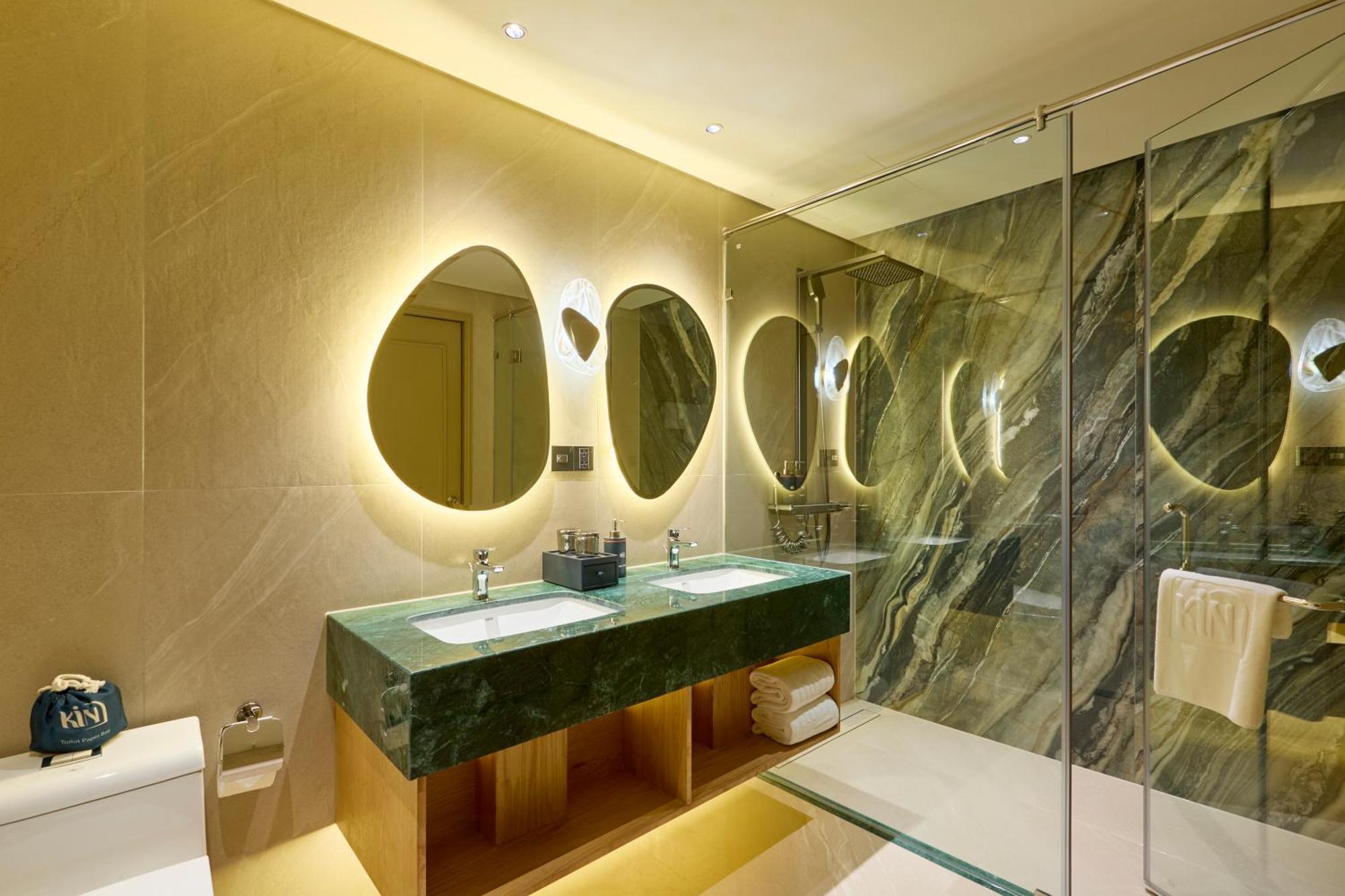 Kin Hotel Ly Tu Trong Хошимин Екстериор снимка