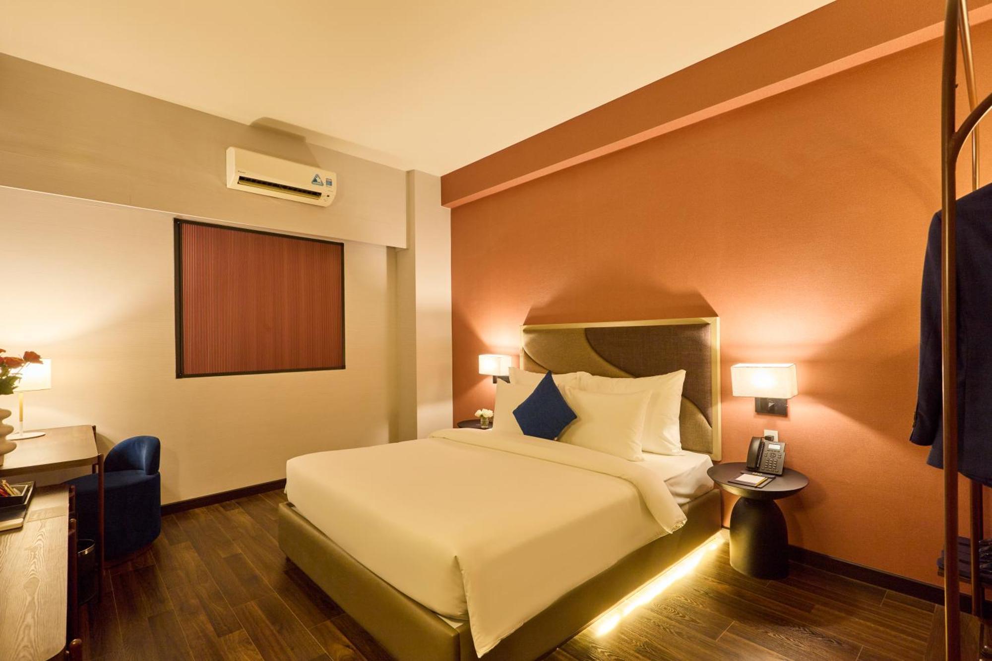 Kin Hotel Ly Tu Trong Хошимин Екстериор снимка