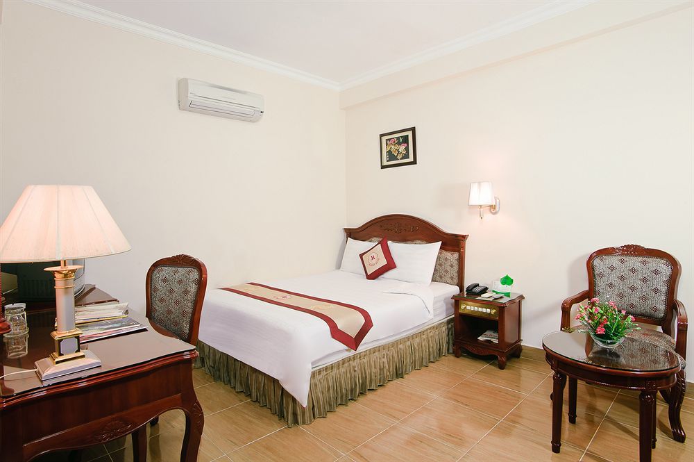Kin Hotel Ly Tu Trong Хошимин Екстериор снимка